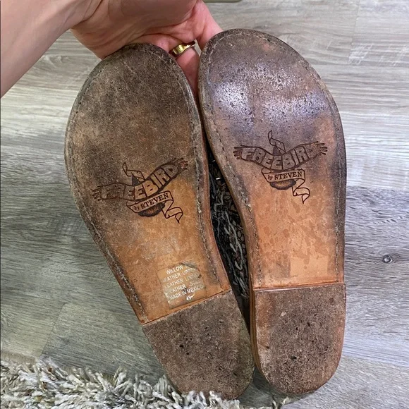 Freebird Snakeskin Pattern Willow Slide Sandals - Picture 4 of 5